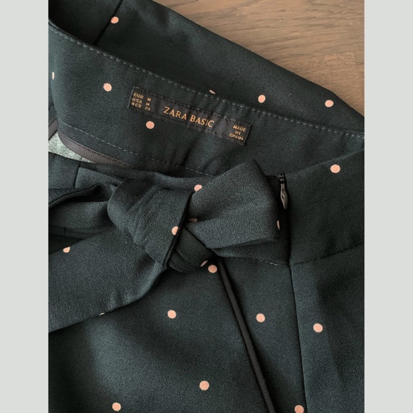 Zara | High-Waist Polka Dot Tailored Shorts - Picture 9 of 10